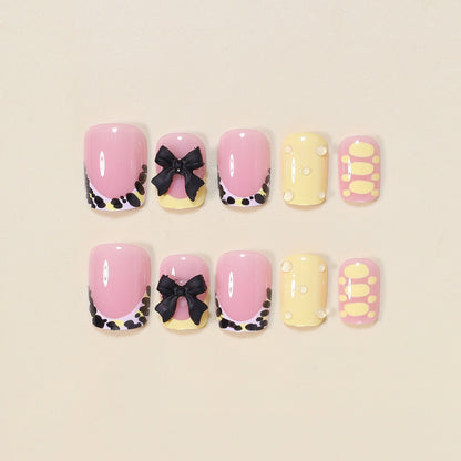 Creative Decorative Press-On Nail Set Acalora