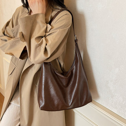 Soft Leather Slouchy Shoulder Bag Acalora