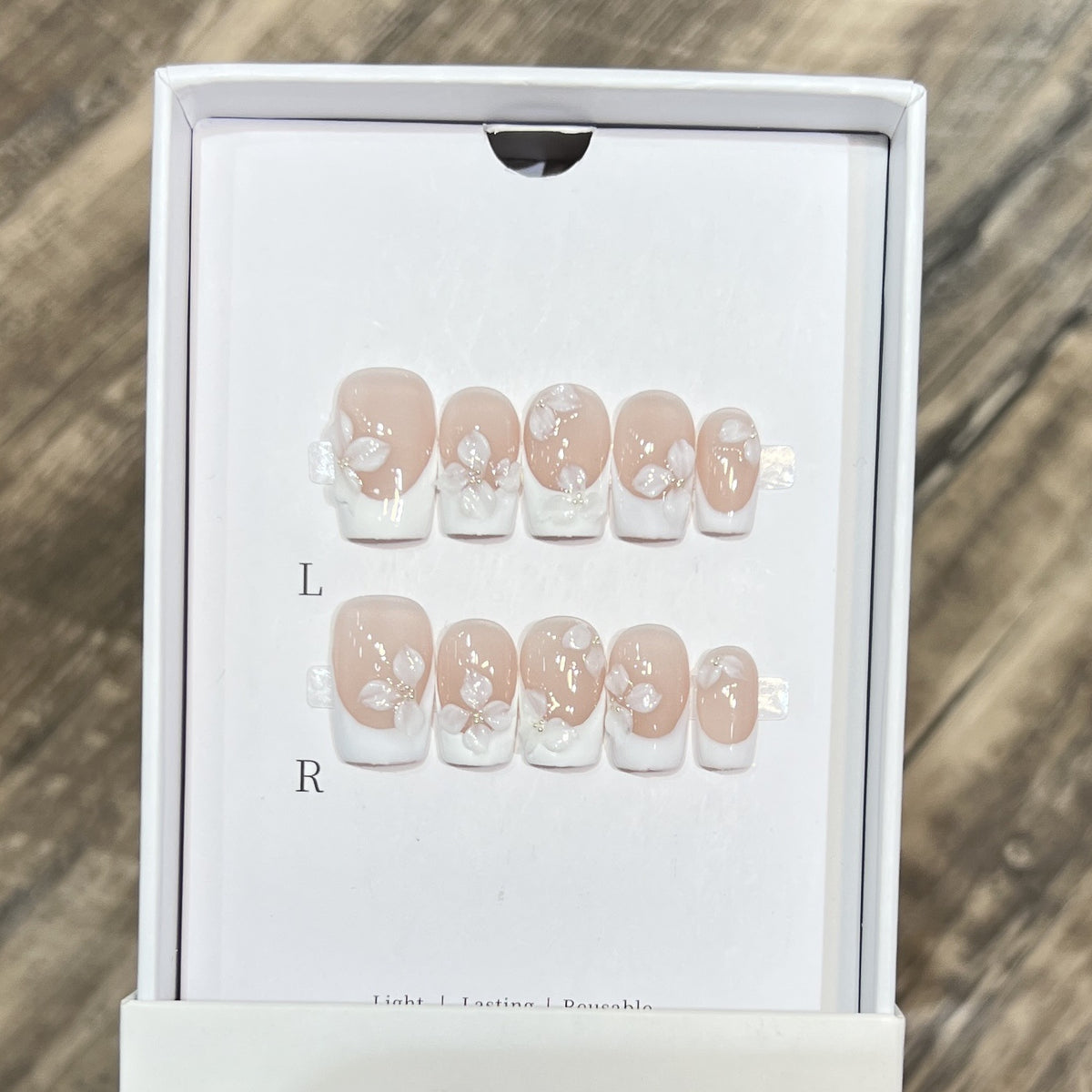 Floral Design Press-On Nail Art Kit Acalora
