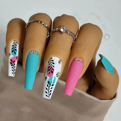 Artificial nails with floral design and creative accents Acalora