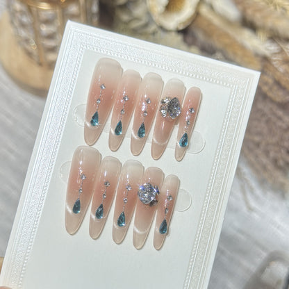 Glamorous Press-On Nail Art Set with Crystal Embellishments Acalora