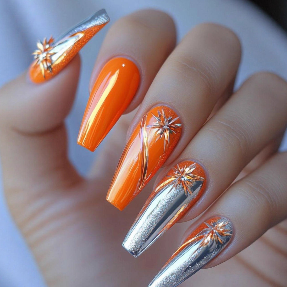 Artificial nails with glitter and metallic accents Acalora