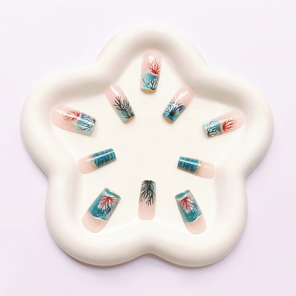 Ocean-Inspired Artistic Nail Art Acalora