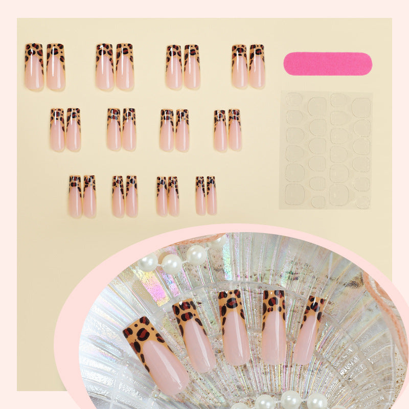 Stylish Press-On Nail Set with Modern Leopard Print Design Acalora