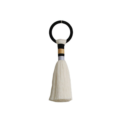 Wall decoration with elegant tassel design