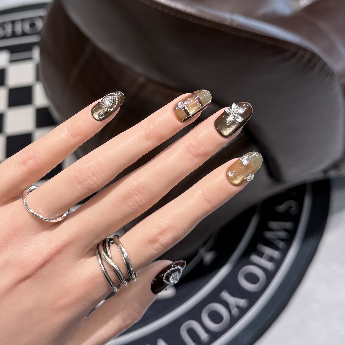 Artistic Stiletto Press-On Nail Set with Luxury Decorative Accents Acalora