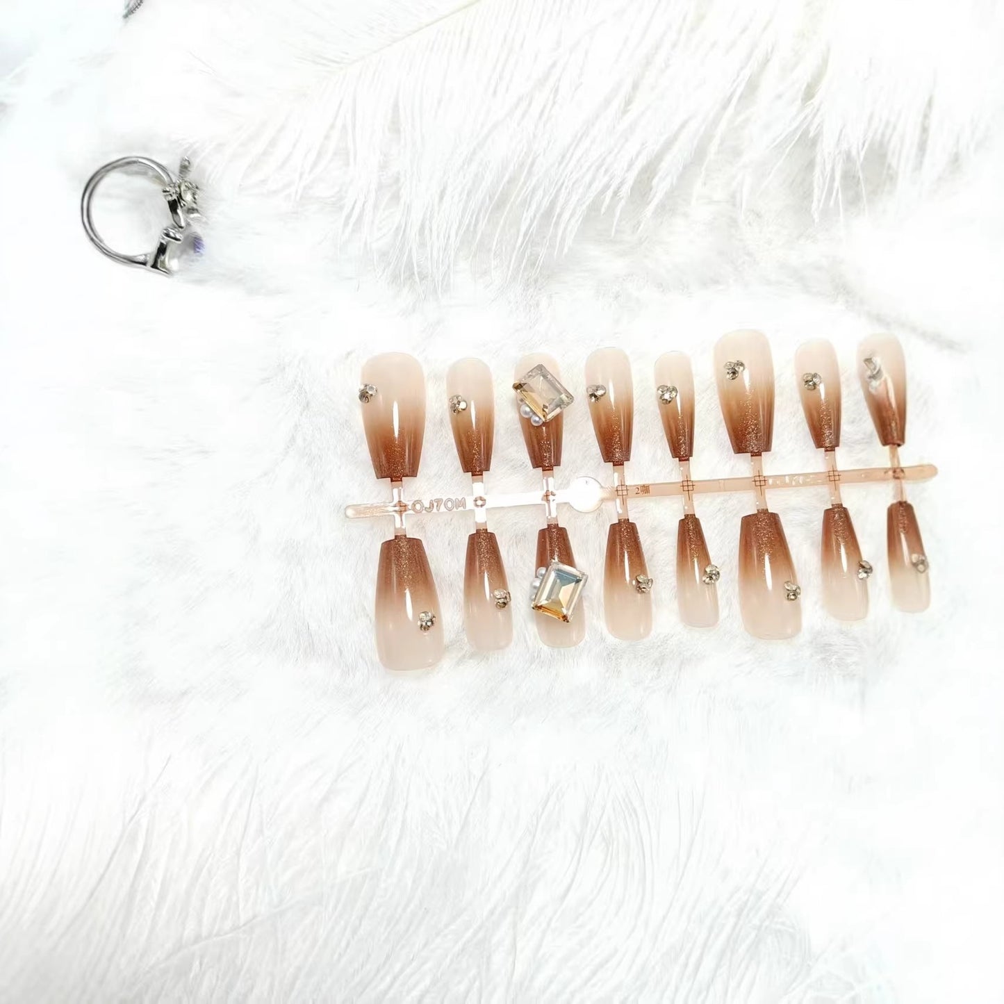Artificial nails with glitter and ombre effect Acalora