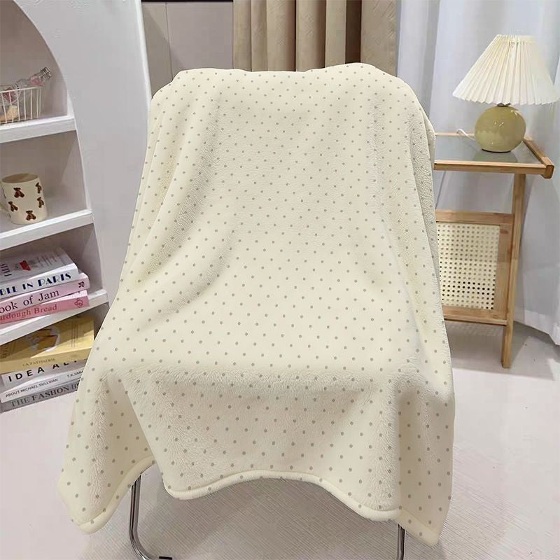Cozy Dot Pattern Throw Blanket