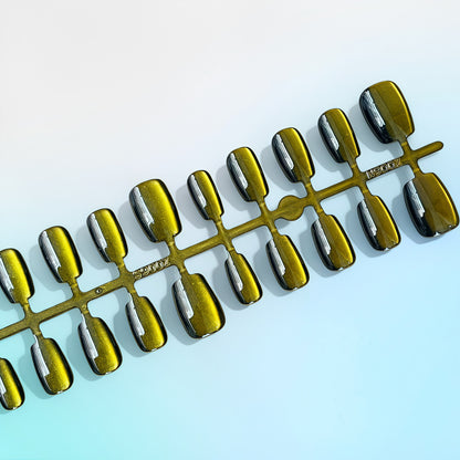 Artificial nails in luxurious gradient Acalora