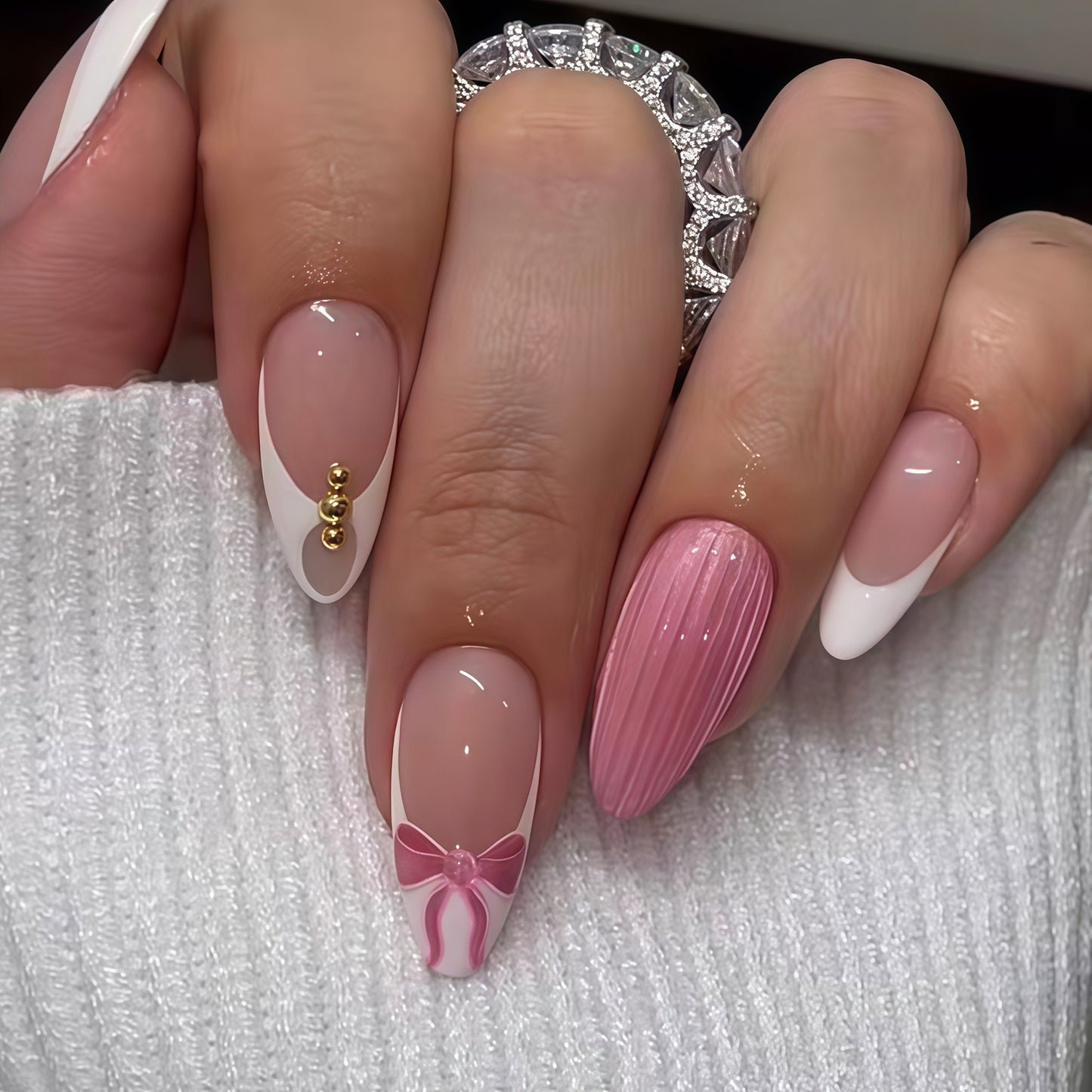 Artistic French Tip Press-On Nails with Bow Accents Acalora