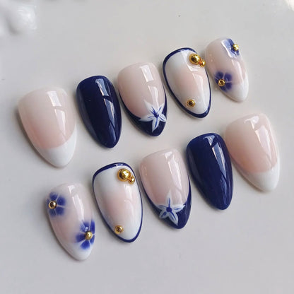 Artificial nail set with elegant rose and gold embellishments Acalora
