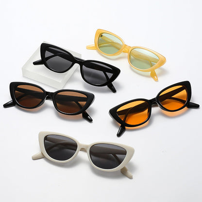 Ladies Cat-Eye Sunglasses with elegant, rimless design Bowlift