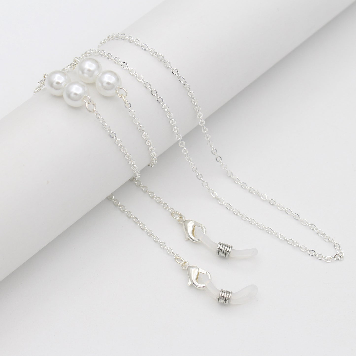 Elegant Pearl-Accented Eyewear Retainer Chain Acalora
