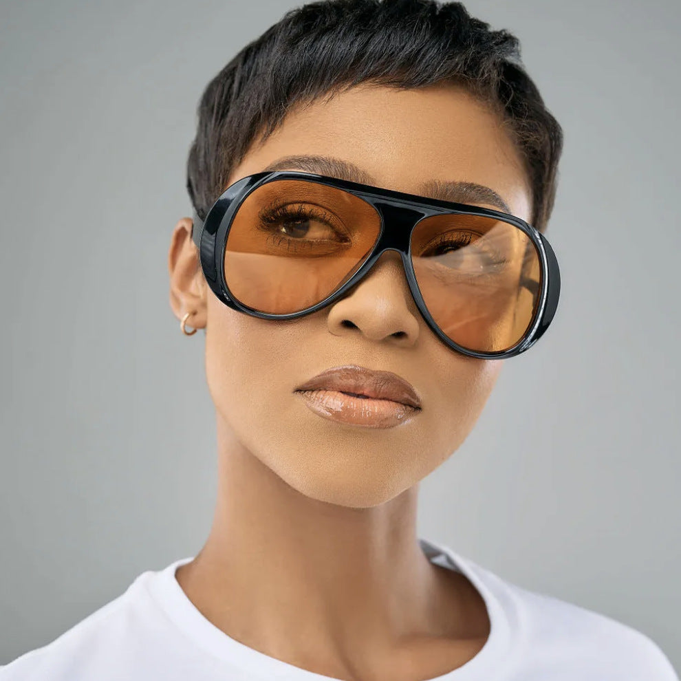 Women's sporty sunglasses in a futuristic design Karnz