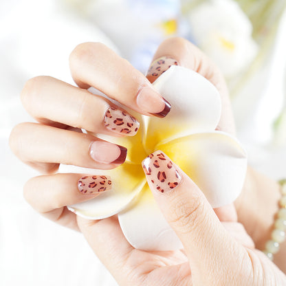 Trendy Animal Print Press-On Nail Set Acalora