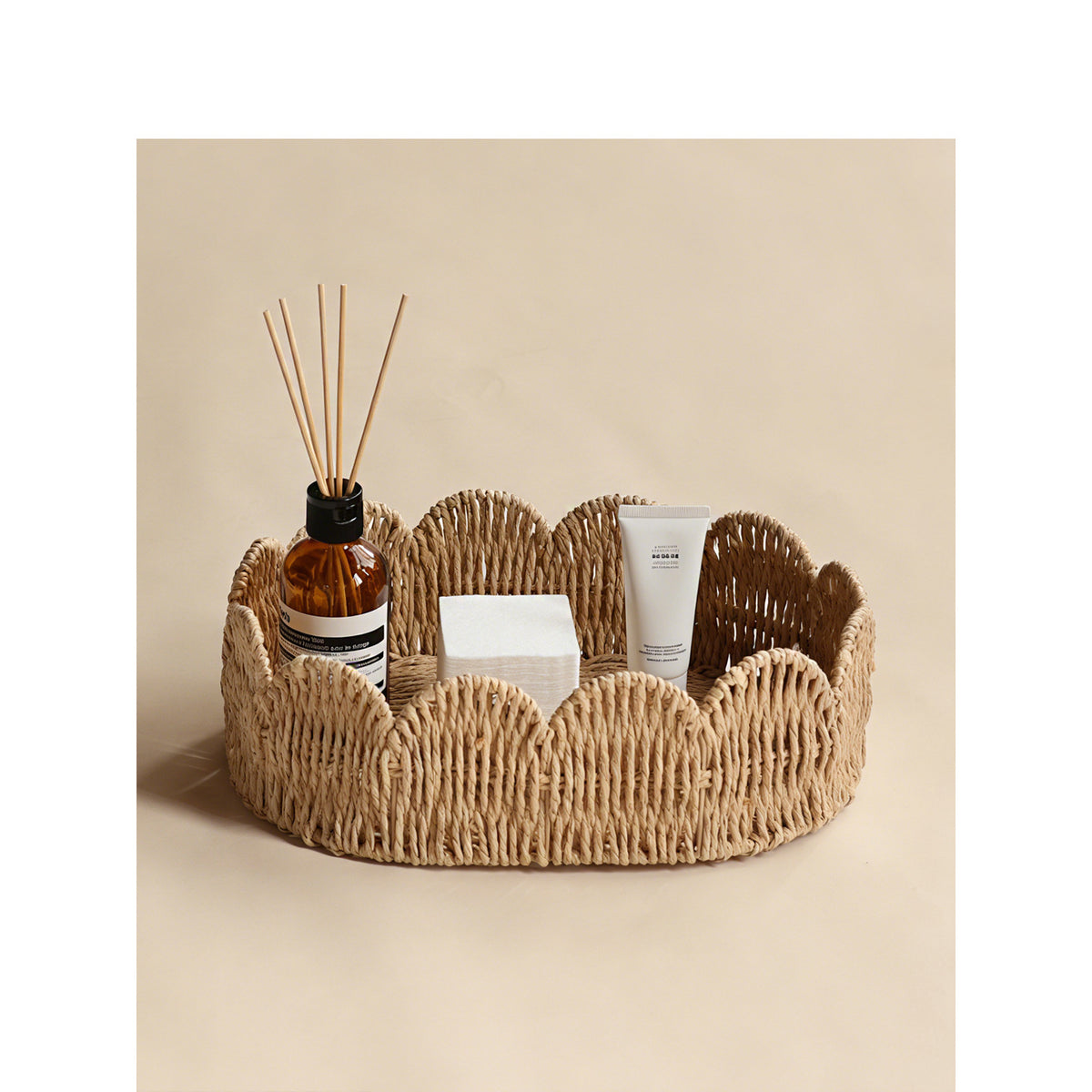 Decorative basket made of willow Acalora