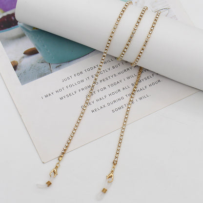 Elegant Pearl Chain Eyewear Holder Acalora