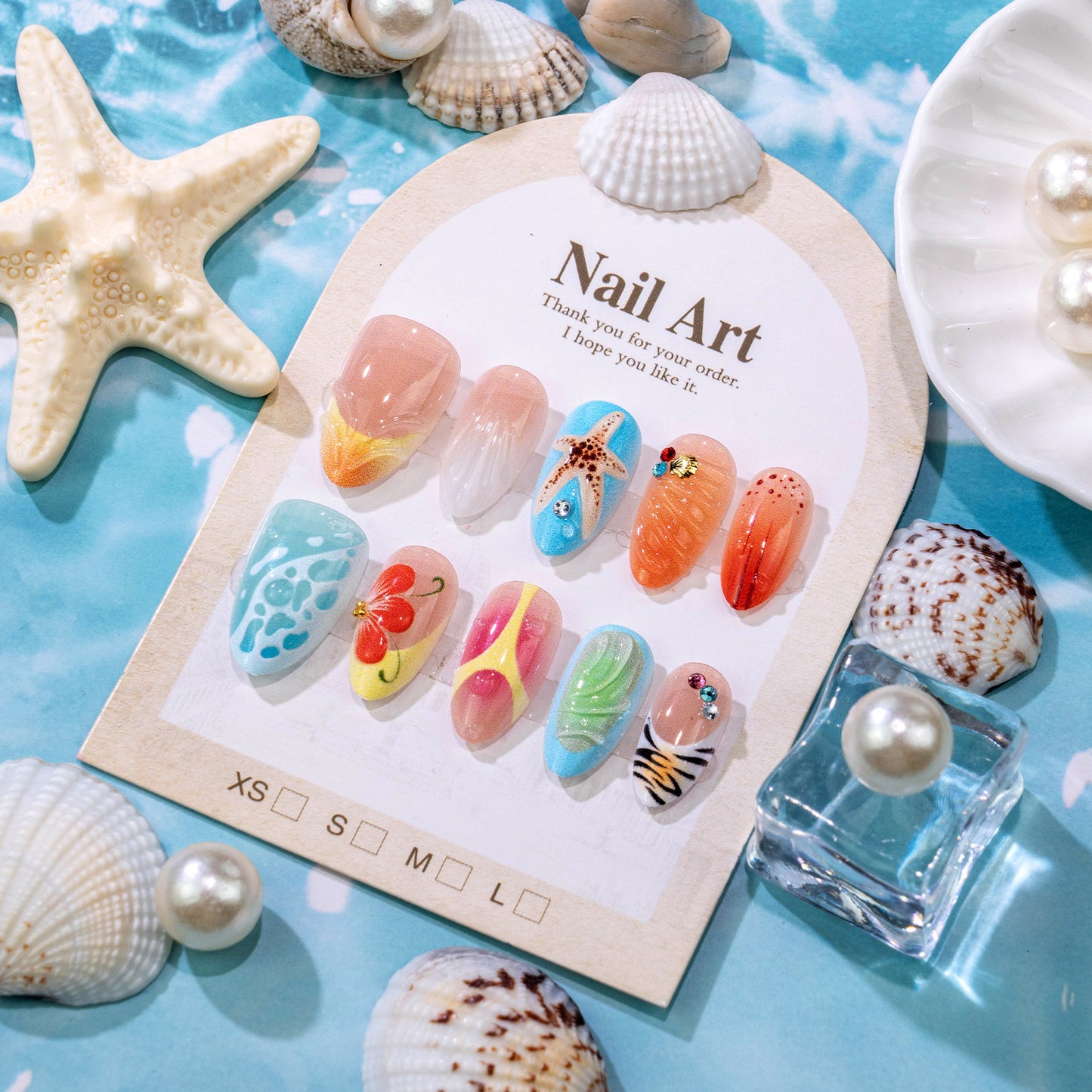 Artistic Beach-Themed Press-On Nail Set Acalora