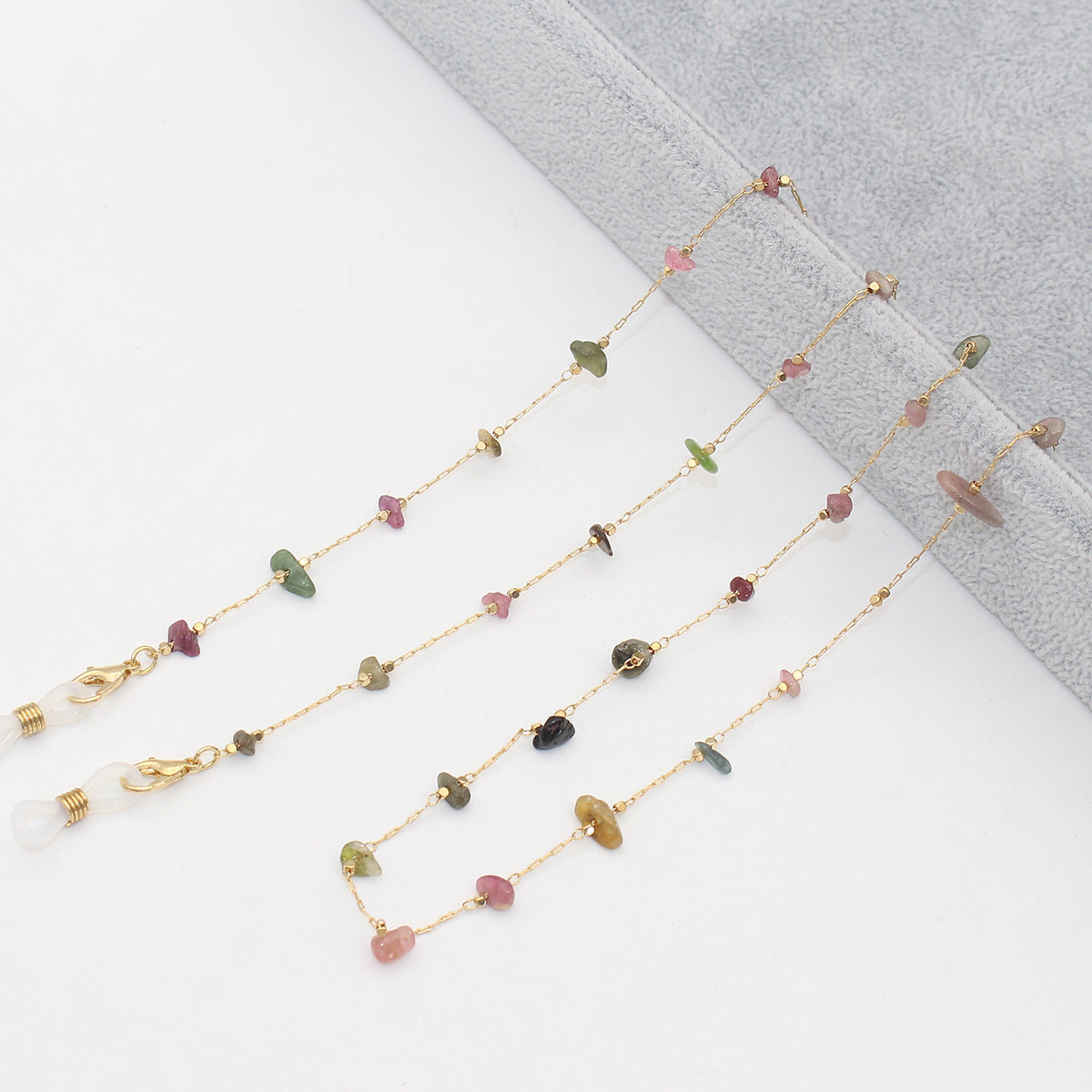 Elegant Crystal-Embellished Eyewear Chain Acalora