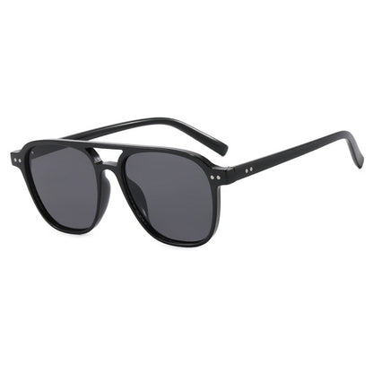 Women's modern square sunglasses with robust design and UV protection Karnz