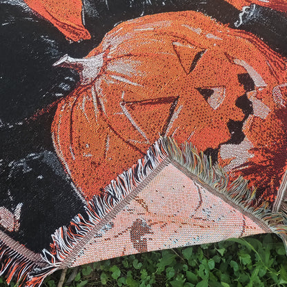 Halloween-Themed Decorative Throw Blanket