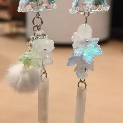 Decorative Floral Charm Keychain Acalora