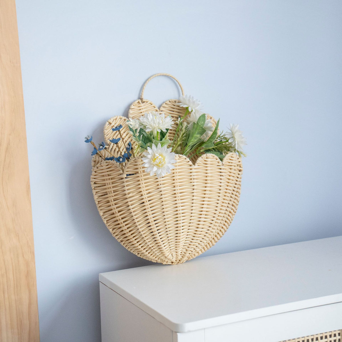 Handwoven wall basket with wave pattern Acalora