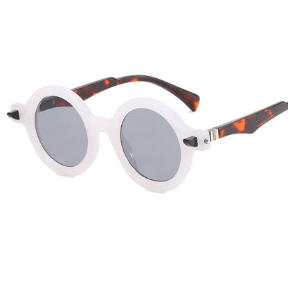 Women's fashionable round glasses with luxurious design Karnz