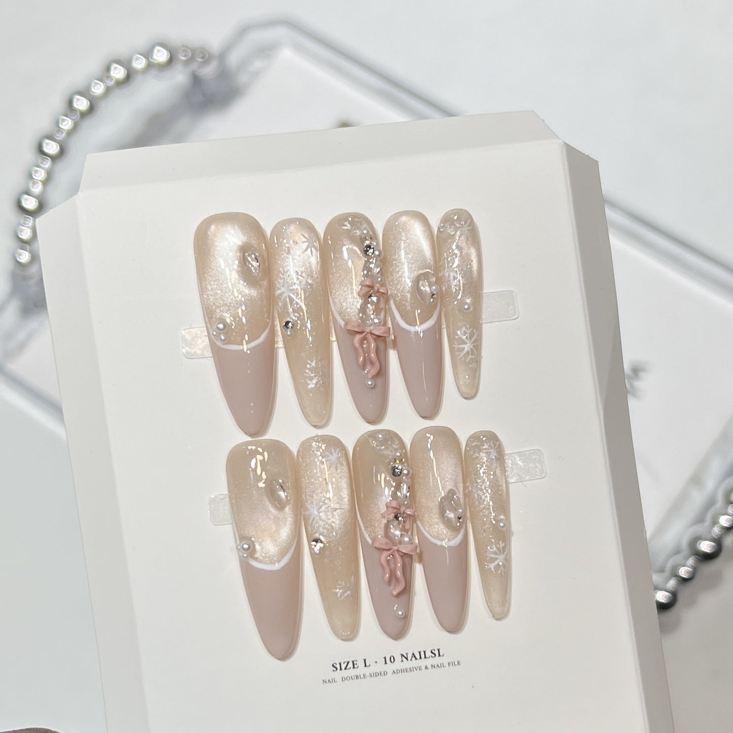 Decorative Stiletto Press-On Nail Set with Artistic Accents Acalora