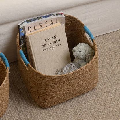 Stylish storage basket made of woven natural fibers Acalora