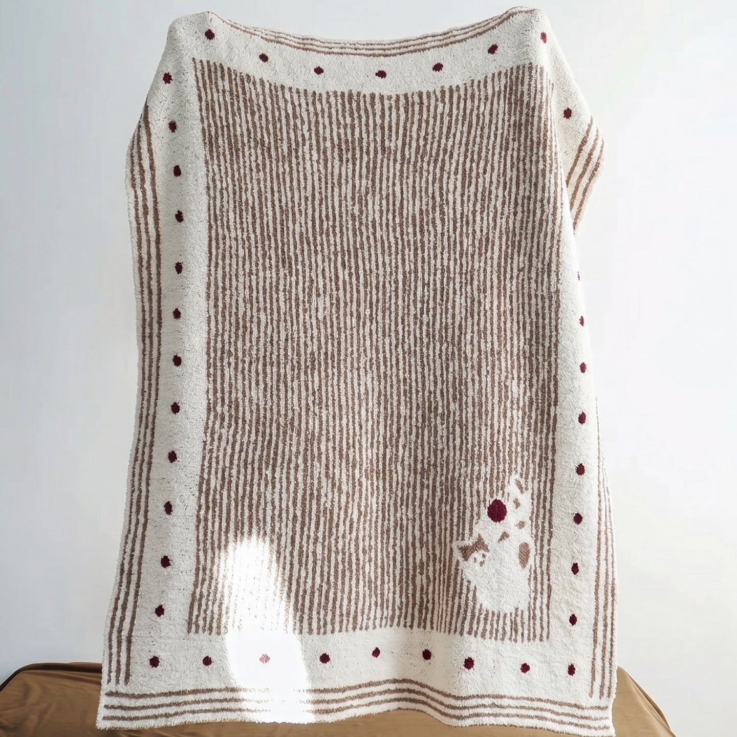 Cozy Fleece Cat-Themed Throw Blanket