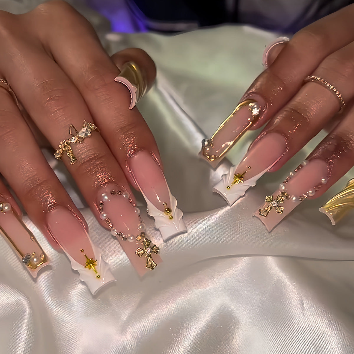 Luxury 3D Decorative Press-On Nails with Gem Accents Acalora