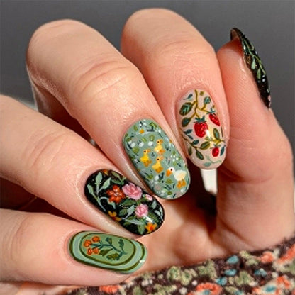 Floral Design Press-On Nail Art Kit Acalora