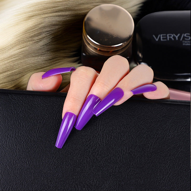 Artificial nails with elegant design Acalora