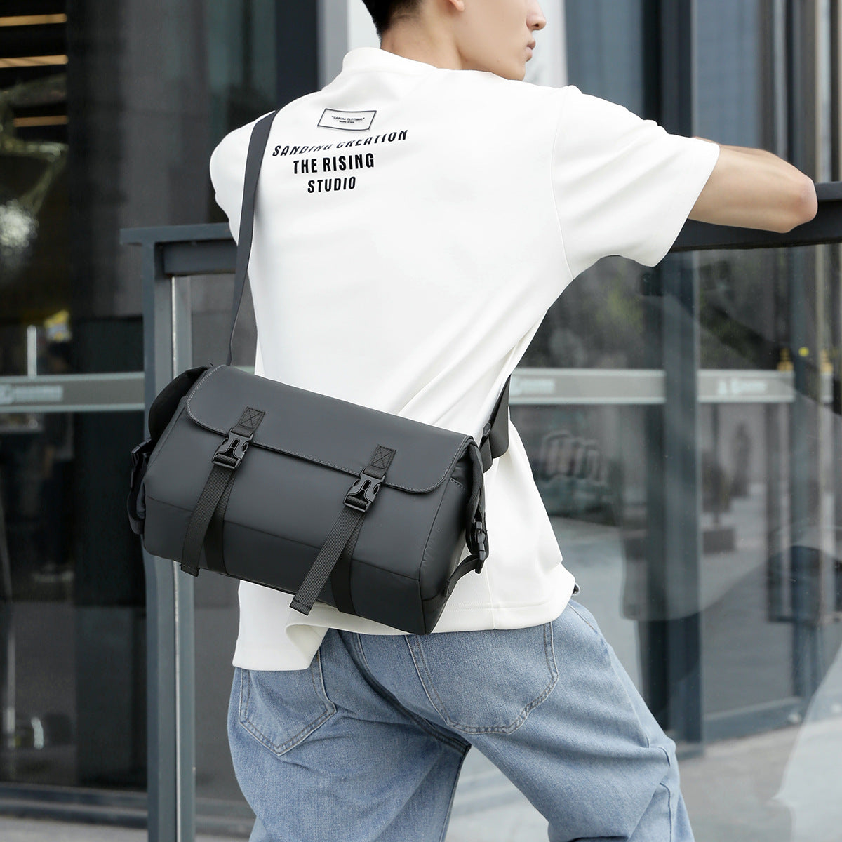 Modern Waterproof Messenger Bag Acalora