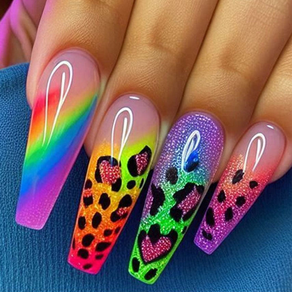 Creative leopard and heart design artificial nails Acalora
