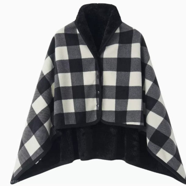 Ladies elegant warmkeeping poncho blanket Bowlift