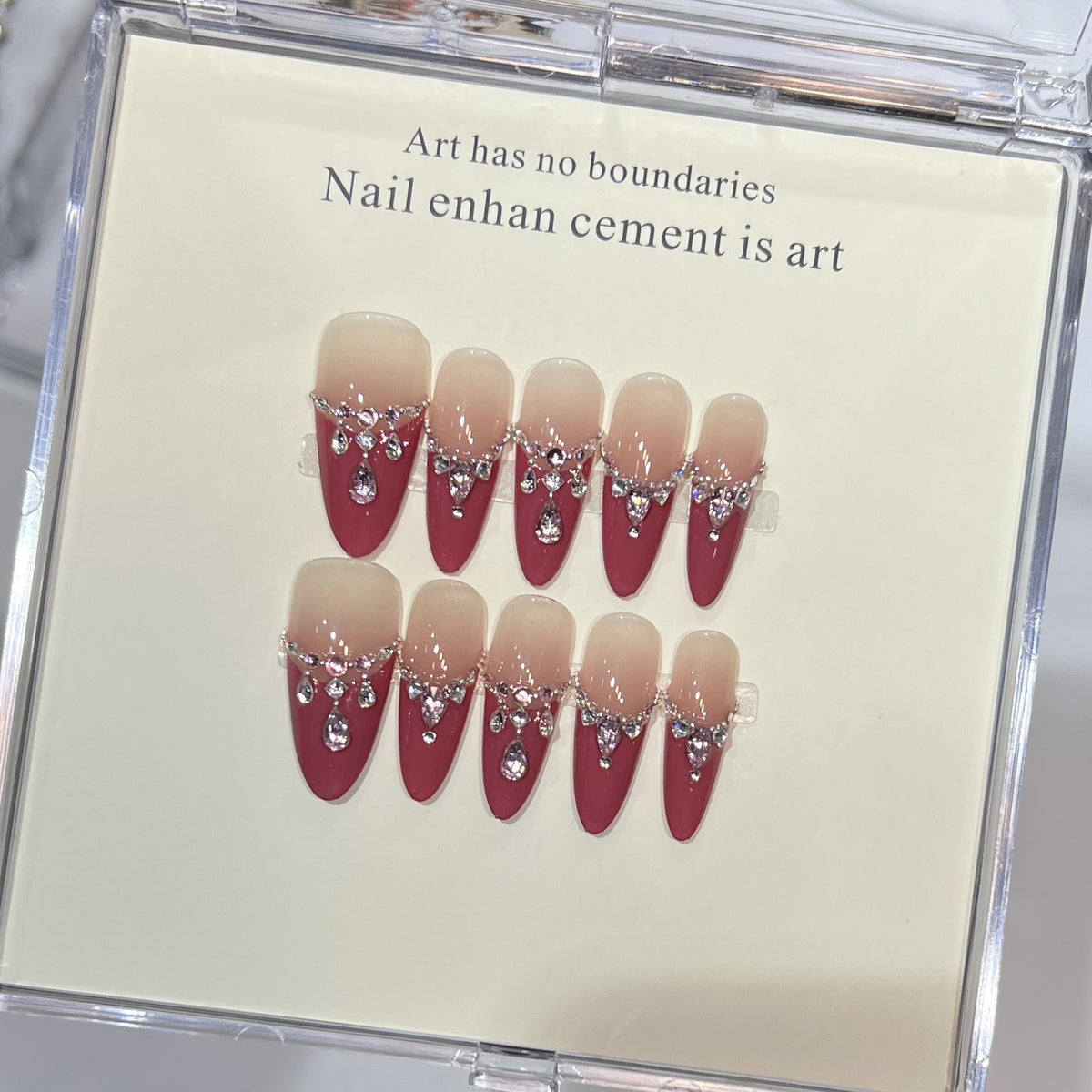 Luxurious Press-On Nail Art Set with Rhinestone Detailing Acalora