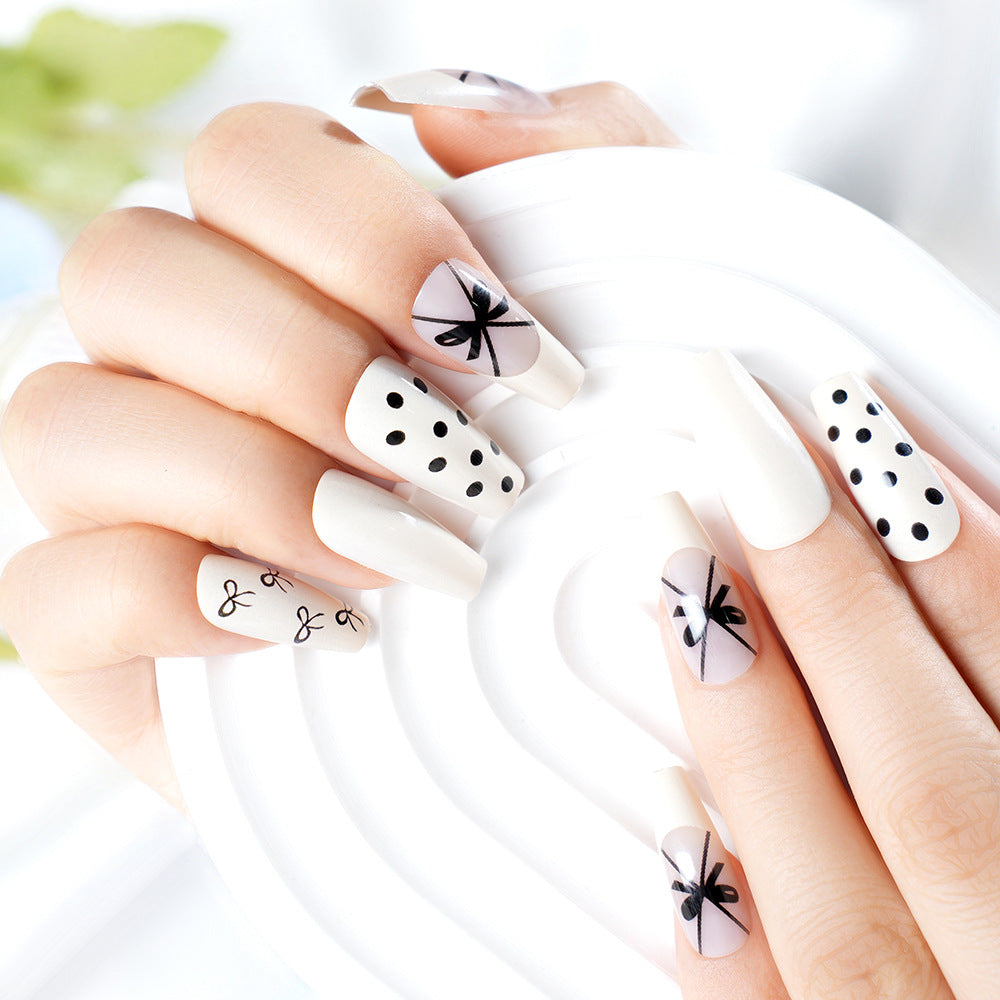 Elegant Press-On Nail Art Set Acalora