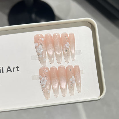 Decorative Floral Press-On Nail Set Acalora