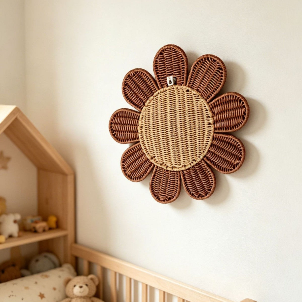 Wall hanger in flower design Acalora