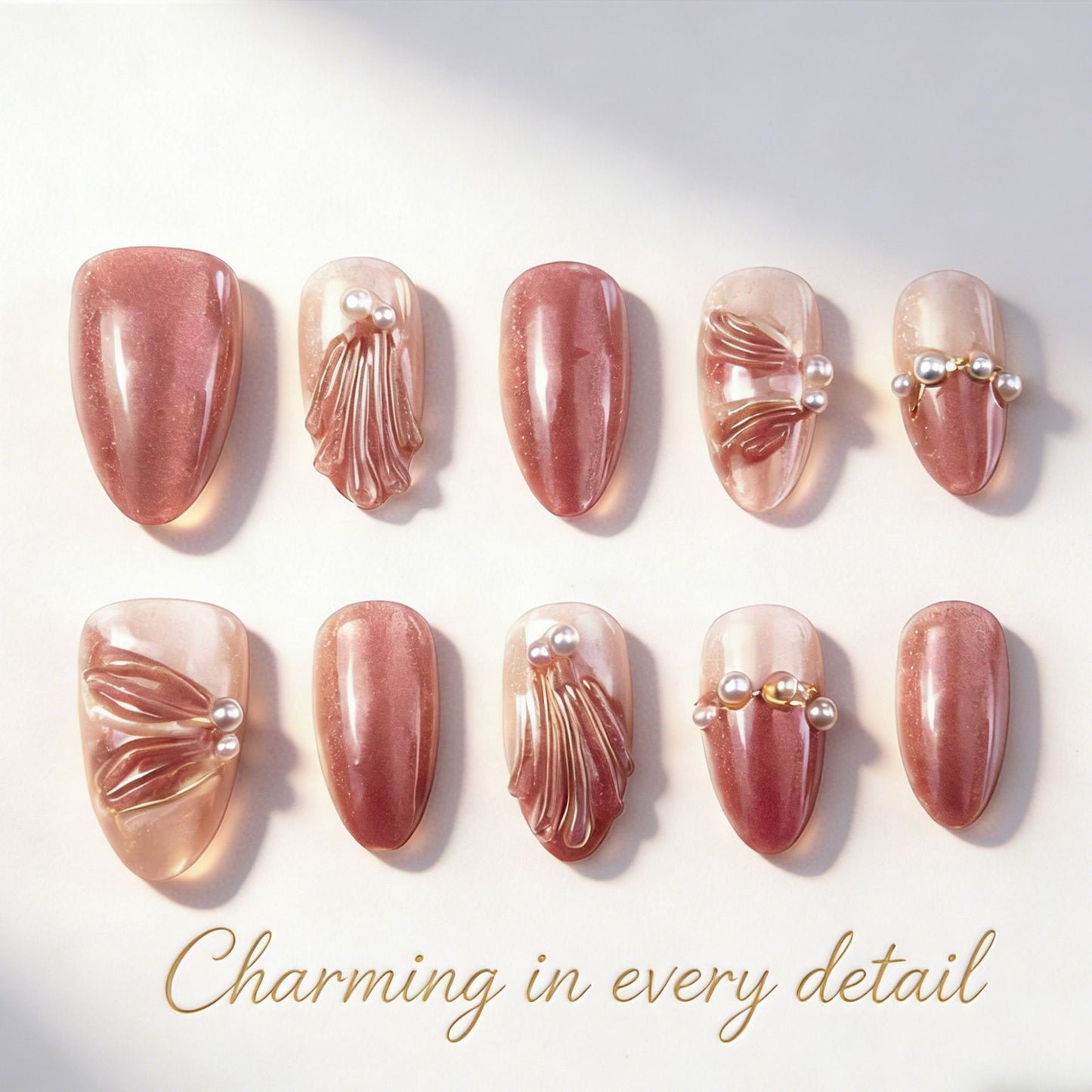 Artificial nail set with elegant rose and gold embellishments Acalora