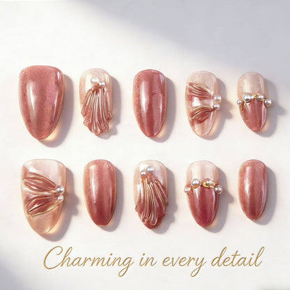 Artificial nail set with elegant rose and gold embellishments Acalora