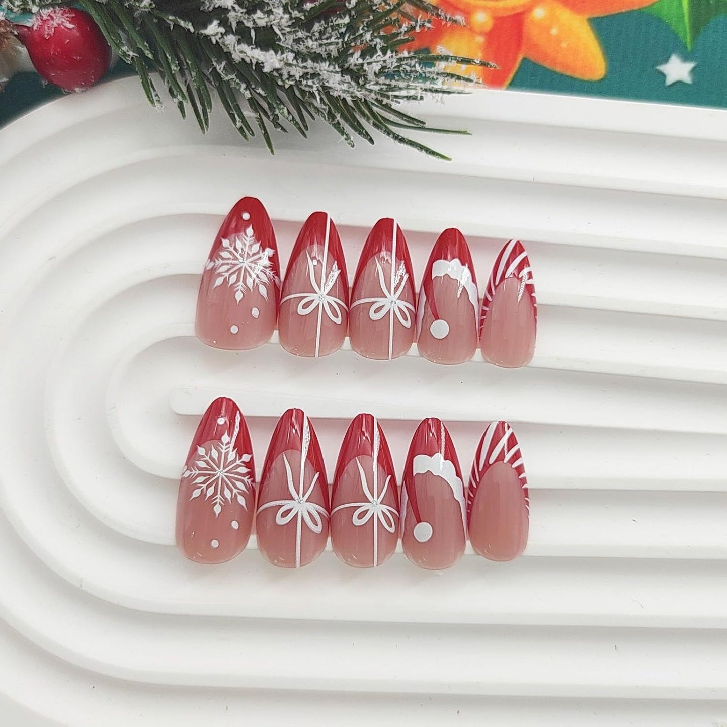 Festive Holiday-Themed Press-On Nail Set Acalora