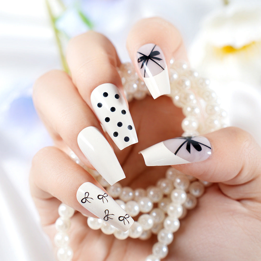 Elegant Press-On Nail Art Set Acalora