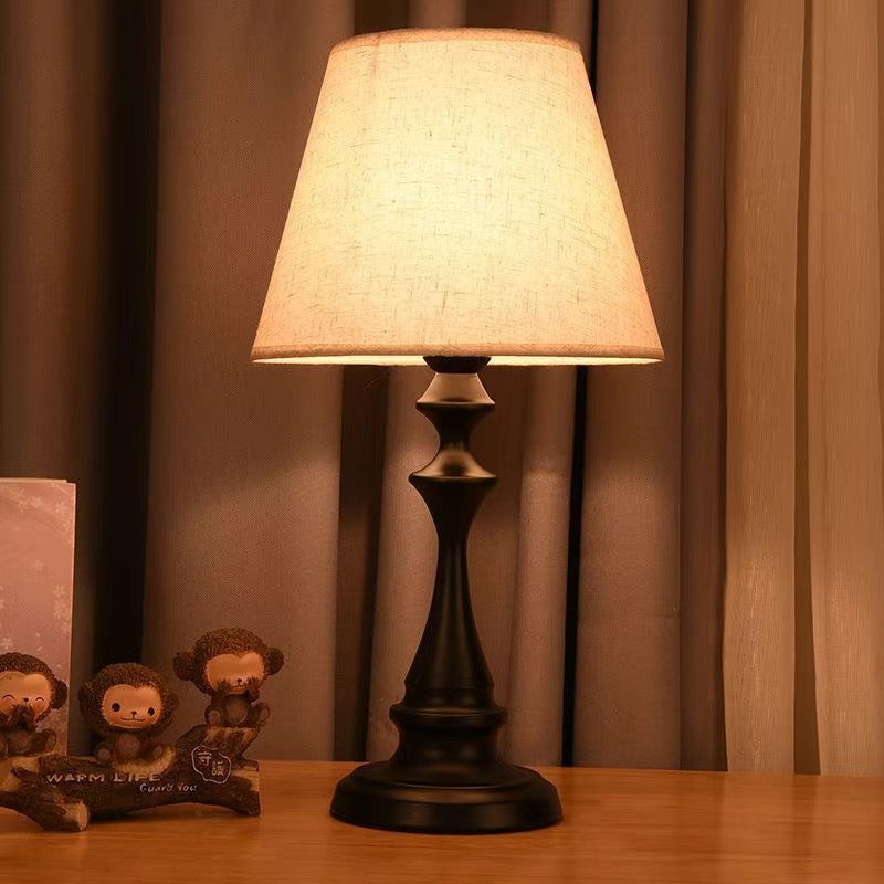 Modern Minimalist Decorative Desk Lamp