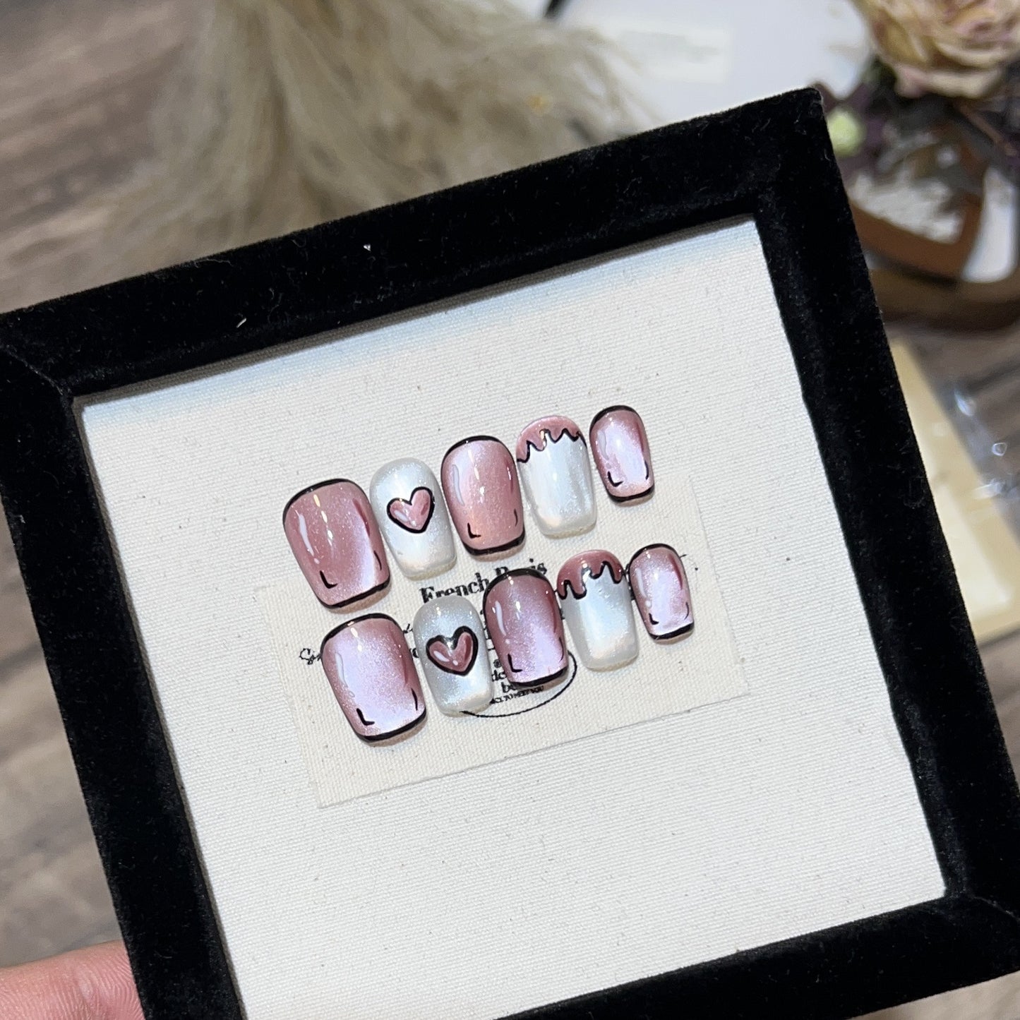 Romantic Press-On Nail Set Acalora