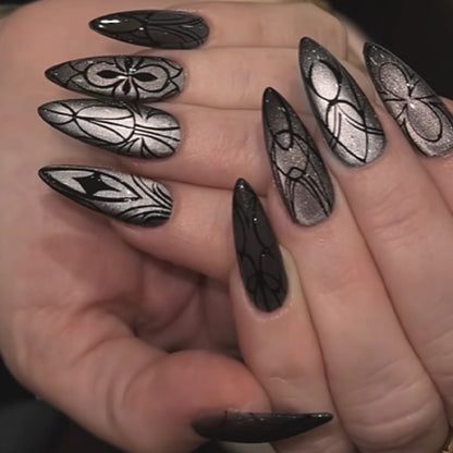 Decorative Press-On Nail Set with Artistic Spider Design Acalora