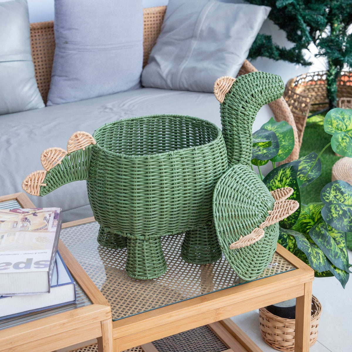 Stylish Serving Plate Made of Natural Materials Acalora