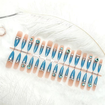 Artificial nails with elegant glitter and stone details Acalora